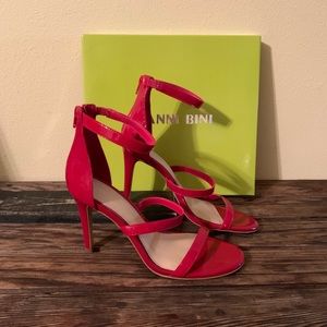 Red Gianni Bini heels